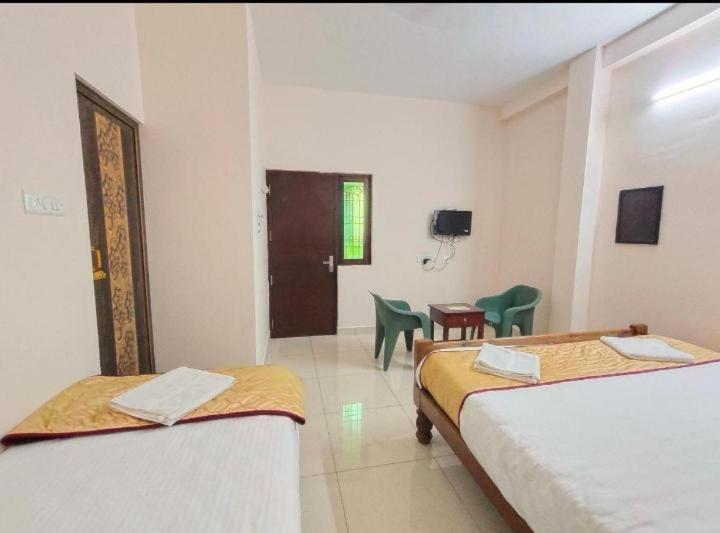 Township Residency Inn Пондичерри Экстерьер фото